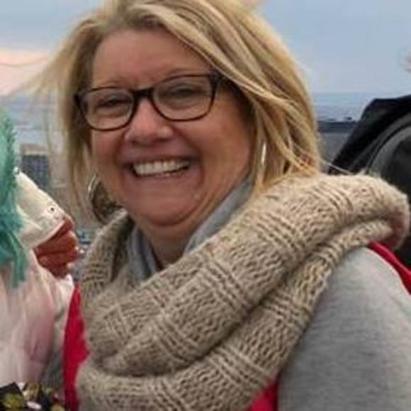 Meet your Posher, Rolande - Picture 1 of 1